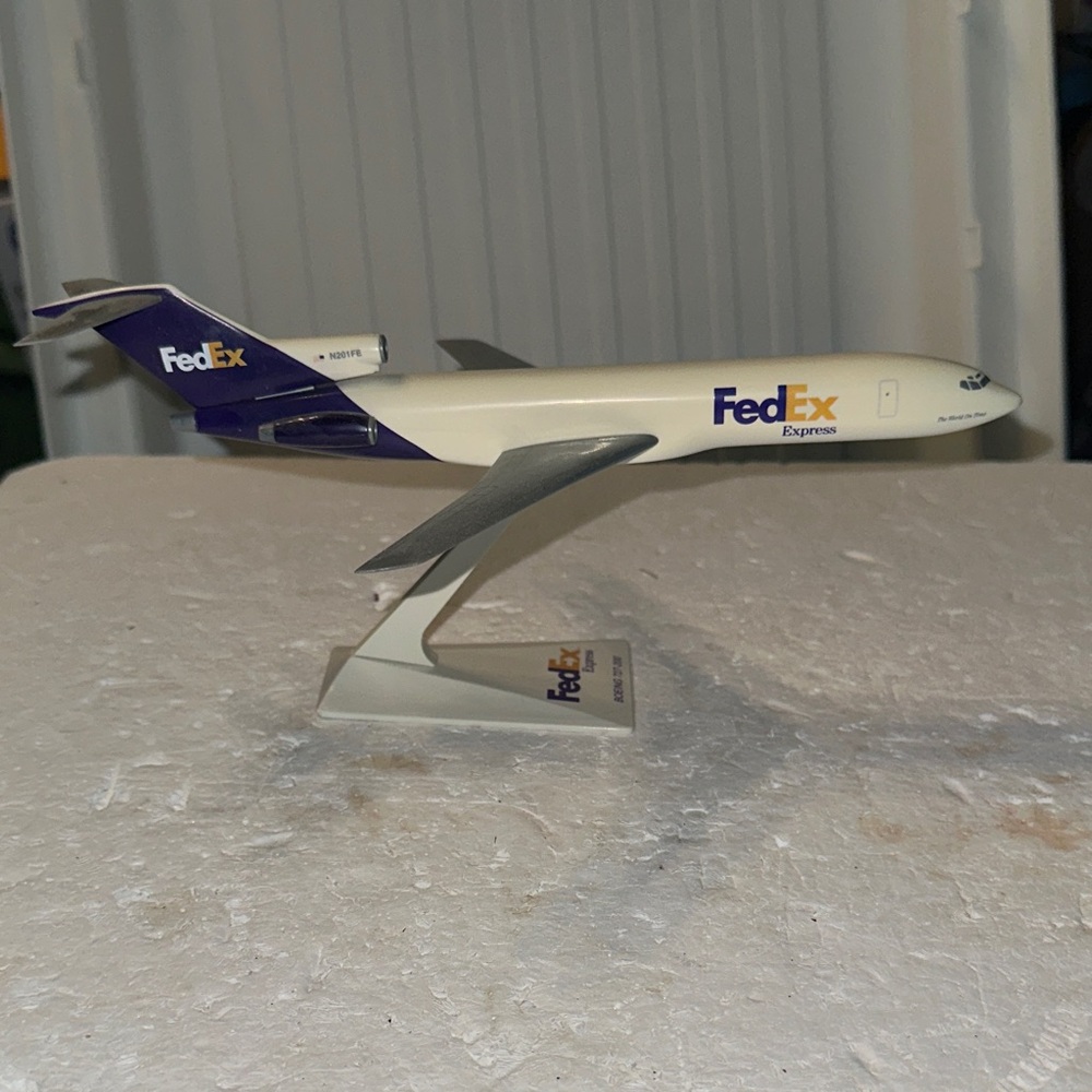 Vintage and rare FedEx Boeing 727-200 Cargo Airplane Model